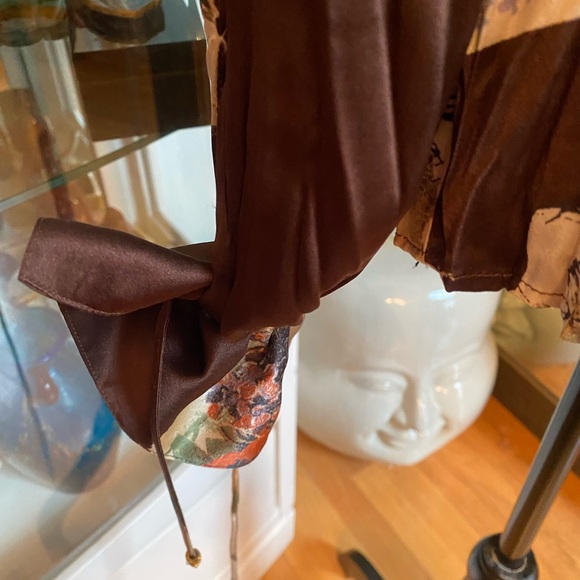 Roberta Cavalli multicolor, floral, print blouse button front wrist with ties XL - Picture 4 of 6